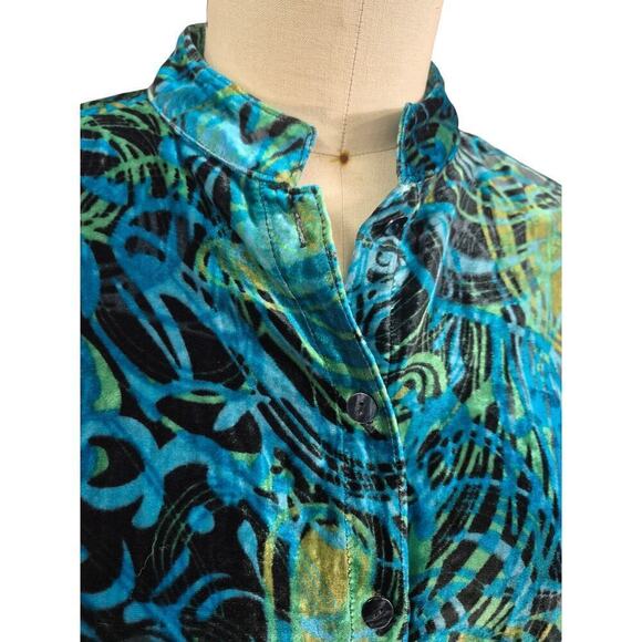 NWT $128.00. Chico's Sz 1 (M) Royal Velvet Long Oolong LS shirt Turquesa. - Picture 2 of 6